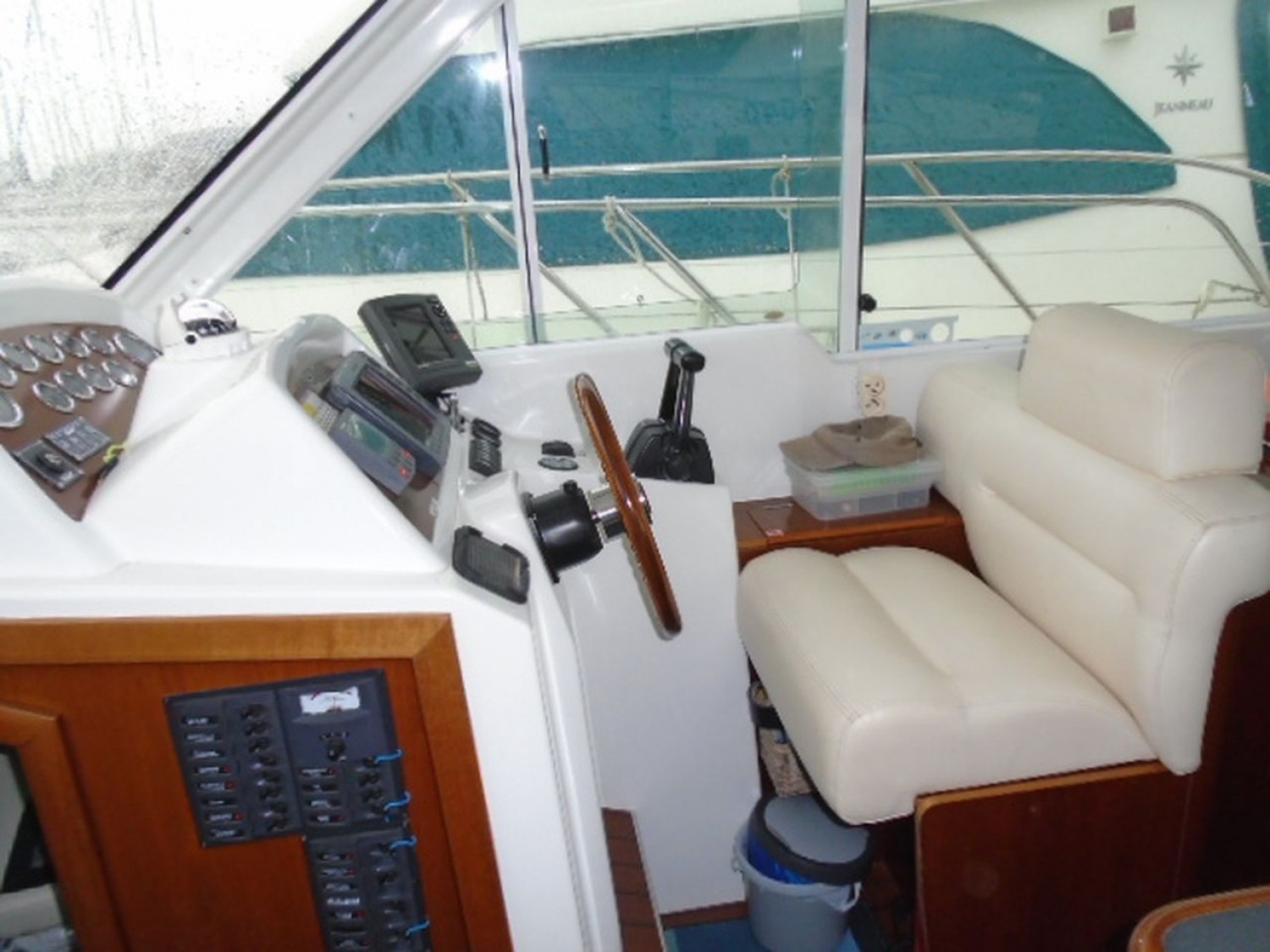 slider 11 Beneteau Antares 980 Fly